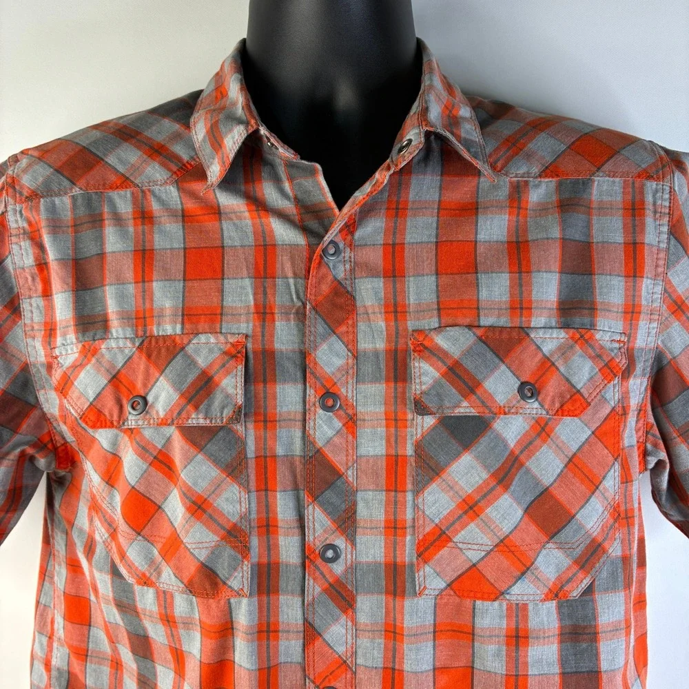 The North Face Men's Small Short Sleeve Plaid‎ Snap Front Western Shirt Orange